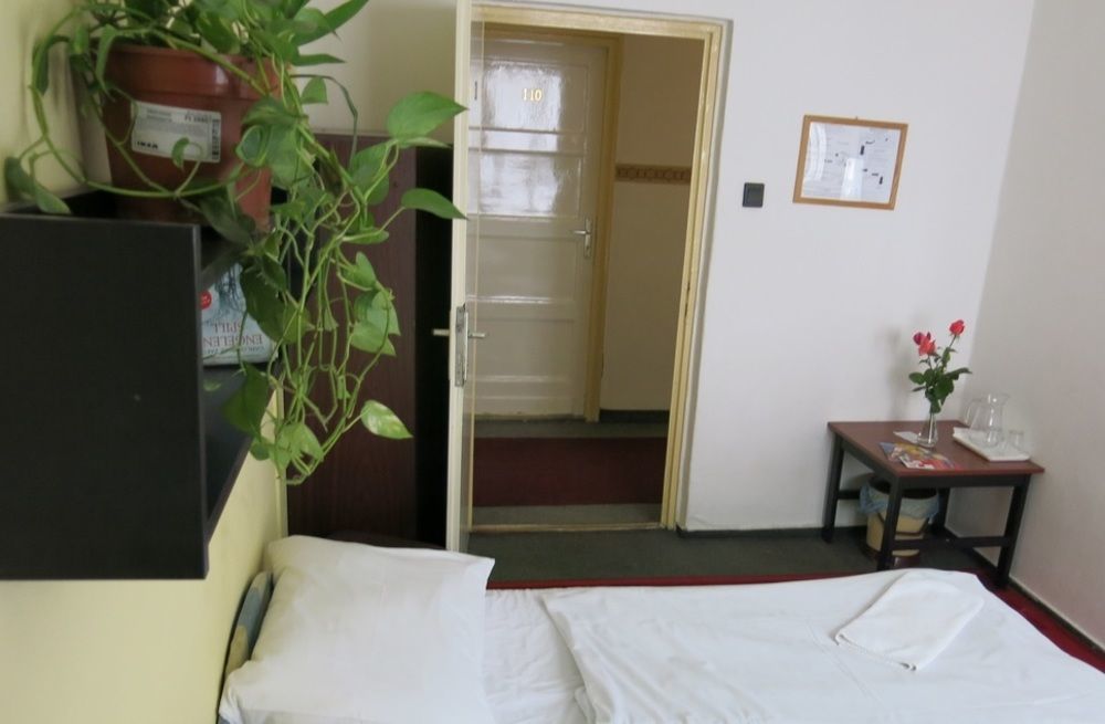 Dominik Panzio Bed and Breakfast Βουδαπέστη Εξωτερικό φωτογραφία
